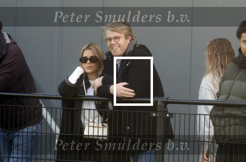 Amsterdam 11 november 2023
Damian v d Vaart in Ajax O18 tegen fc Den Haag op de toekomst. Zijn moeder Sylvie Meis en vriend Wim Beelen zijn aanwezig.