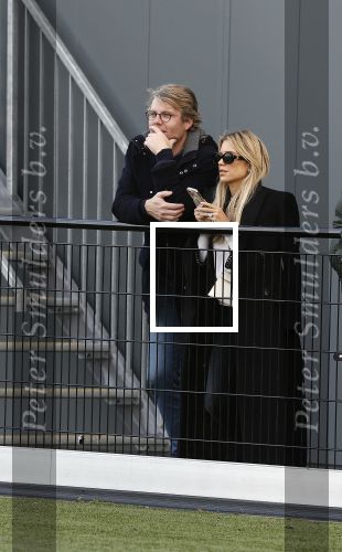 Amsterdam 11 november 2023
Damian v d Vaart in Ajax O18 tegen fc Den Haag op de toekomst. Zijn moeder Sylvie Meis en vriend Wim Beelen zijn aanwezig.
