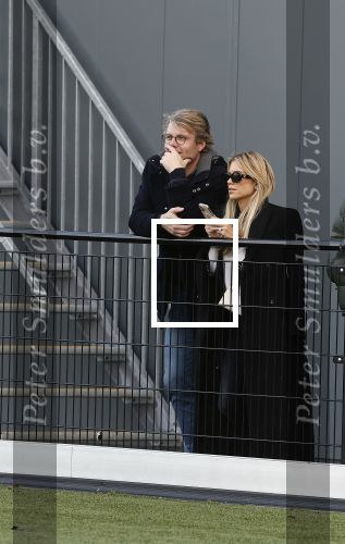 Amsterdam 11 november 2023
Damian v d Vaart in Ajax O18 tegen fc Den Haag op de toekomst. Zijn moeder Sylvie Meis en vriend Wim Beelen zijn aanwezig.