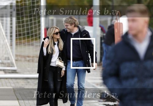 Amsterdam 11 november 2023
Damian v d Vaart in Ajax O18 tegen fc Den Haag op de toekomst. Zijn moeder Sylvie Meis en vriend Wim Beelen zijn aanwezig.