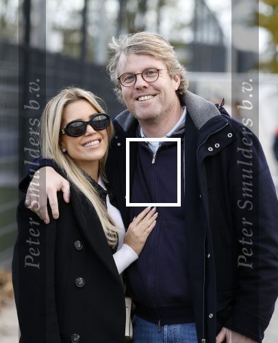 Amsterdam 11 november 2023
Damian v d Vaart in Ajax O18 tegen fc Den Haag op de toekomst. Zijn moeder Sylvie Meis en vriend Wim Beelen zijn aanwezig.