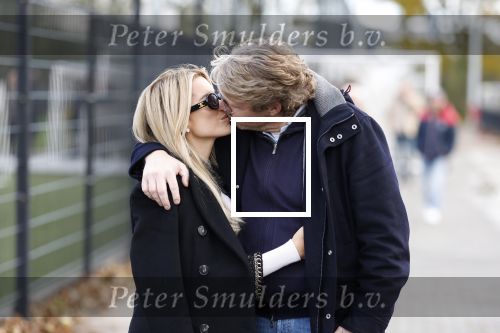 Amsterdam 11 november 2023
Damian v d Vaart in Ajax O18 tegen fc Den Haag op de toekomst. Zijn moeder Sylvie Meis en vriend Wim Beelen zijn aanwezig.