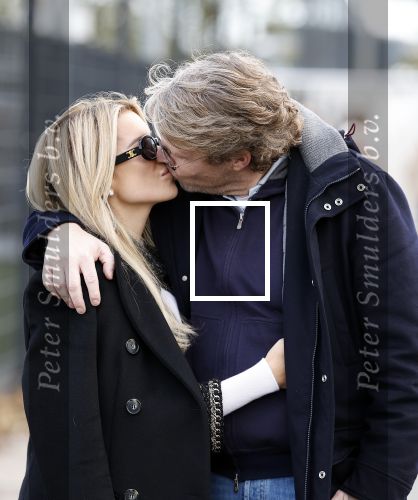 Amsterdam 11 november 2023
Damian v d Vaart in Ajax O18 tegen fc Den Haag op de toekomst. Zijn moeder Sylvie Meis en vriend Wim Beelen zijn aanwezig.
