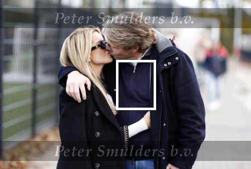 Amsterdam 11 november 2023
Damian v d Vaart in Ajax O18 tegen fc Den Haag op de toekomst. Zijn moeder Sylvie Meis en vriend Wim Beelen zijn aanwezig.