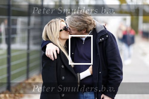 Amsterdam 11 november 2023
Damian v d Vaart in Ajax O18 tegen fc Den Haag op de toekomst. Zijn moeder Sylvie Meis en vriend Wim Beelen zijn aanwezig.