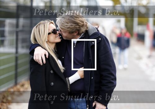 Amsterdam 11 november 2023
Damian v d Vaart in Ajax O18 tegen fc Den Haag op de toekomst. Zijn moeder Sylvie Meis en vriend Wim Beelen zijn aanwezig.