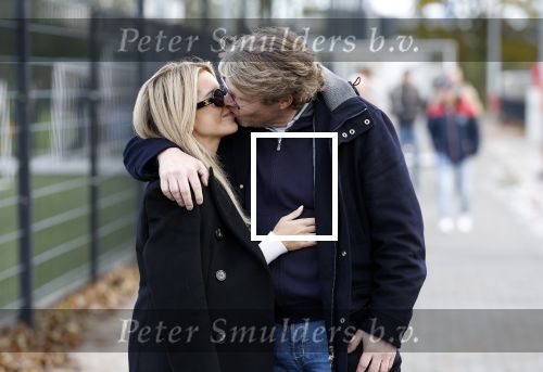Amsterdam 11 november 2023
Damian v d Vaart in Ajax O18 tegen fc Den Haag op de toekomst. Zijn moeder Sylvie Meis en vriend Wim Beelen zijn aanwezig.