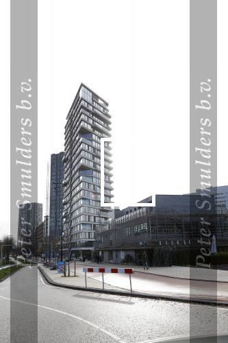 Amsterdam 19 november 2023
Wim Beelen de vriend van Sylvie Meis woont in een penthouse naast George Marina waar ze elkaar voor het eerst ontmoet hebben .