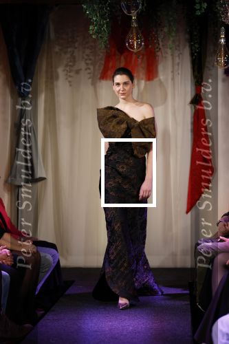Amsterdam 2 december 2024
Addy v d Krommenacker heeft kleding ontworpen voor terre des Hommes .
oa Carolien ter Linden Jet de Nijs Justine Marcella Dwight v d Vijver Duco Bauwens Marianne Timmer en Laurien Verstraten liepen mee met de show.