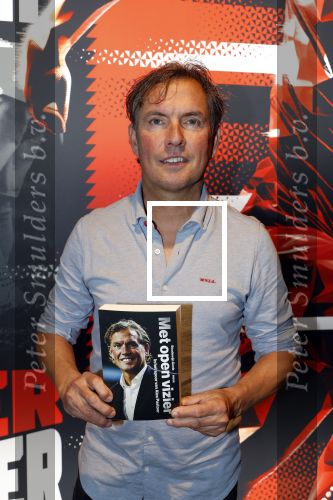 Almere 4 november 2024
Boekpresentatie Alex Pastoor bij stadion Almere city.