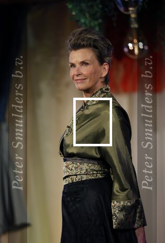 Amsterdam 2 december 2024
Addy v d Krommenacker heeft kleding ontworpen voor terre des Hommes .
oa Carolien ter Linden Jet de Nijs Justine Marcella Dwight v d Vijver Duco Bauwens Marianne Timmer en Laurien Verstraten liepen mee met de show.