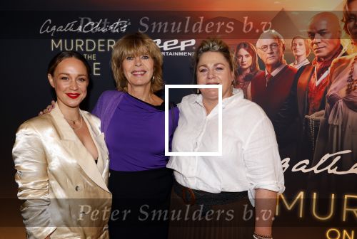 Zaandam 10 november 2024
Premiere murder on the nile in zaantheater. Anouk Maas Rian Gerritsen en Lieneke le Roux