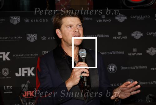 Amsterdam 23 oktober 2024
JFK greatest man award in de Ventuno Skylounge in Amsterdam. Beau v Erven Dorens werd gekozen tot Greatest man . Hij kwam met 3 zoons en Mark v Eeuwen