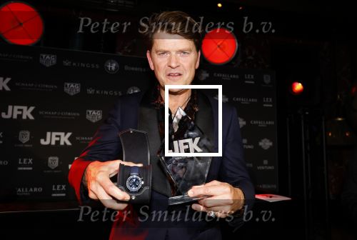 Amsterdam 23 oktober 2024
JFK greatest man award in de Ventuno Skylounge in Amsterdam. Beau v Erven Dorens werd gekozen tot Greatest man . Hij kwam met 3 zoons en Mark v Eeuwen