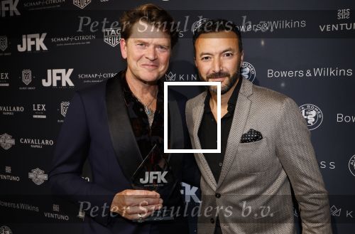 Amsterdam 23 oktober 2024
JFK greatest man award in de Ventuno Skylounge in Amsterdam. Beau v Erven Dorens werd gekozen tot Greatest man . Hij kwam met 3 zoons en Mark v Eeuwen. Beau v erven Dorens en Nasrdin Dchar