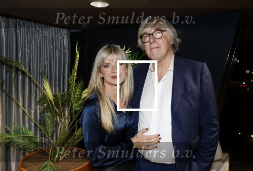Hilversum 21 november 2024
Nicole Buch presenteert event over haar man Menno Buch bij beeld en geluid . Erland Galjaard en Bert v d Veer spreken ook . Bert v d Veer met partner