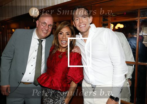 Den Bosch 25 oktober 2024
Cd presentatie Patty Brard en Kees de Bever om bistro Tante Pietje. Burgemeester Jack Mikkers  Kees de Bever en Patty Brard