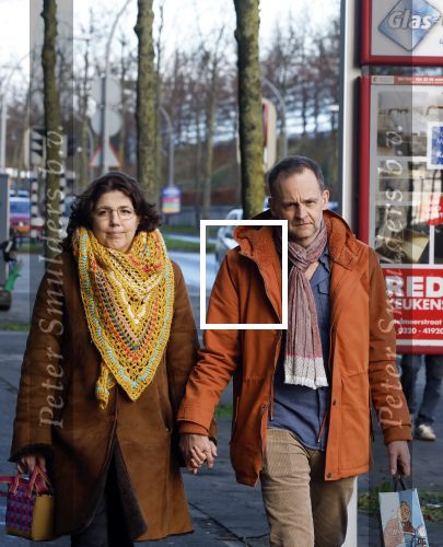 Lelystad 28 november 2024
Rechtszaak in de rechtbank van Lelystad tussen Cato Margo Peekel en Jojanneke Peekel. Beide dames kwamen met hun man . Hun vader is/was Han Peekel