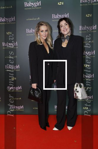 Amsterdam 25 november 2024
Premiere Babygirl in Tuschinski . Halina Reijn is de producente. Chantal Janzen en Tina de Bruin
