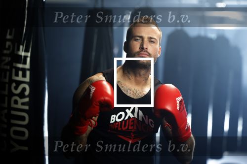 Hoofddorp 25 november 2024
Training Boxing influencers met oa Dave Roelvink Bravo Mark Schaaf  Geraldo Holzken Niek Holzken Roy  Meyer Goudtje Oussama Ahammoud Boer Ayoub en Sem v Dijk . Monica Geuze en Kaj Gorgels presenteren het .