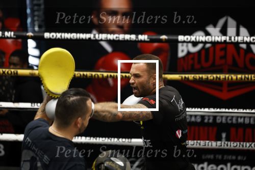 Hoofddorp 25 november 2024
Training Boxing influencers met oa Dave Roelvink Bravo Mark Schaaf  Geraldo Holzken Niek Holzken Roy  Meyer Goudtje Oussama Ahammoud Boer Ayoub en Sem v Dijk . Monica Geuze en Kaj Gorgels presenteren het .