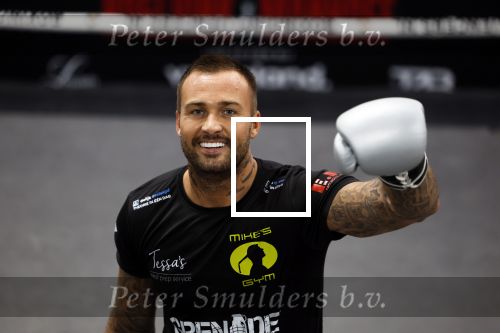 Hoofddorp 25 november 2024
Training Boxing influencers met oa Dave Roelvink Bravo Mark Schaaf  Geraldo Holzken Niek Holzken Roy  Meyer Goudtje Oussama Ahammoud Boer Ayoub en Sem v Dijk . Monica Geuze en Kaj Gorgels presenteren het .
