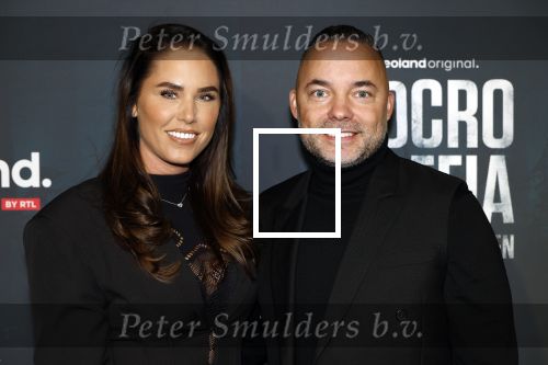 Amsterdam 5 november 2024
Premiere Videoland van  Mocro mafia in Tuschinski. Demy de Zeeuw met zijn vrouw Danielle