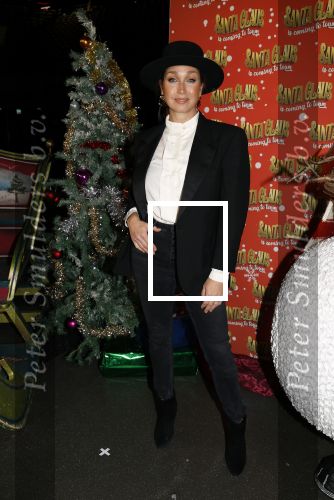 Amsterdam 5 november 2024
Presentatie cast Santa Claus is comeing to town in het ziggo dome . Aanwezige cast Willemijn Verkaik Dominique v Hulst (Zangeres Do) Noortje Herlaar Buddy Vedder en Frank Lammers als kerstman .