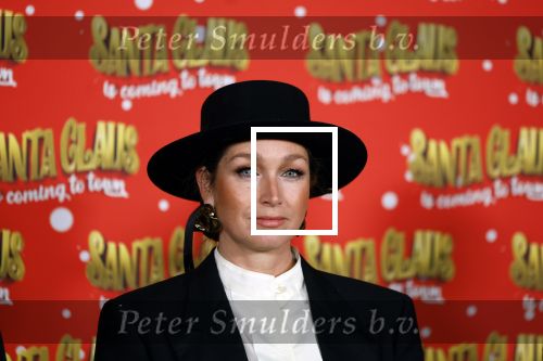 Amsterdam 5 november 2024
Presentatie cast Santa Claus is comeing to town in het ziggo dome . Aanwezige cast Willemijn Verkaik Dominique v Hulst (Zangeres Do) Noortje Herlaar Buddy Vedder en Frank Lammers als kerstman .