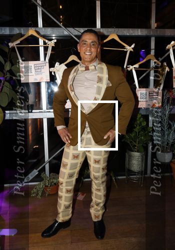 Amsterdam 2 december 2024
Addy v d Krommenacker heeft kleding ontworpen voor terre des Hommes .
oa Carolien ter Linden Jet de Nijs Justine Marcella Dwight v d Vijver Duco Bauwens Marianne Timmer en Laurien Verstraten liepen mee met de show.