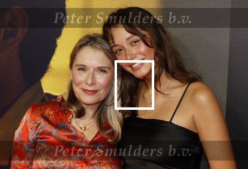 Amsterdam 4 november 2024
Premiere tegendraads in Tuschinski . Elle v Rijn met dochter Feline Neyndorff