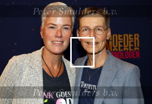 Amstelveen 23 oktober 2024
Premiere moeder monologen in schouwburg Amstelveen. Ellie Lust met partner