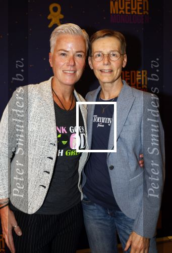 Amstelveen 23 oktober 2024
Premiere moeder monologen in schouwburg Amstelveen. Ellie Lust met partner