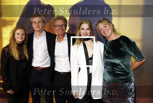 Amsterdam 4 november 2024
Premiere tegendraads in Tuschinski . Emma Josten en familie