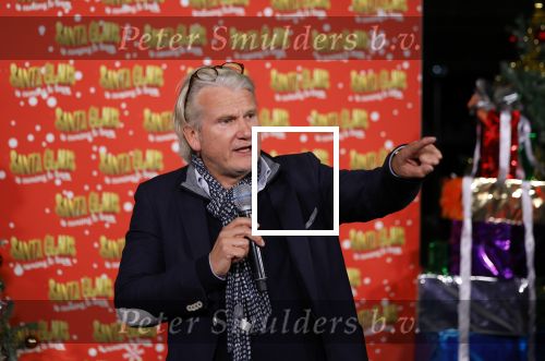 Amsterdam 5 november 2024
Presentatie cast Santa Claus is comeing to town in het ziggo dome . Aanwezige cast Willemijn Verkaik Dominique v Hulst (Zangeres Do) Noortje Herlaar Buddy Vedder en Frank Lammers als kerstman . Ewart v d Horst