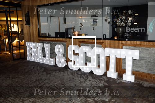 Zwanenburg 26 november 2024
Presentatie van de nieuwe produkten van Fall&Scott van Ann Dominique Wilten .bij v Beem .
Fall en Scott