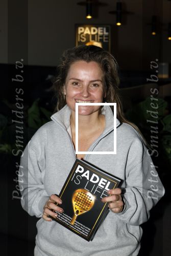 Laren 13 november 2024
Boekpresentatie over Padel met oa Matthias Scholten Johnny de Mol Fatima Moreiro de Melo en Martijn Lusink /