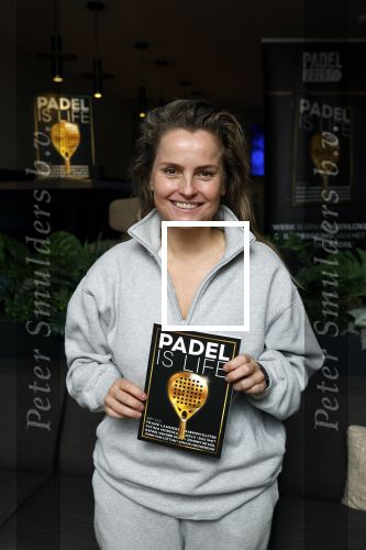 Laren 13 november 2024
Boekpresentatie over Padel met oa Matthias Scholten Johnny de Mol Fatima Moreiro de Melo en Martijn Lusink /