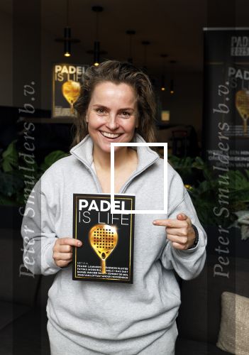 Laren 13 november 2024
Boekpresentatie over Padel met oa Matthias Scholten Johnny de Mol Fatima Moreiro de Melo en Martijn Lusink /