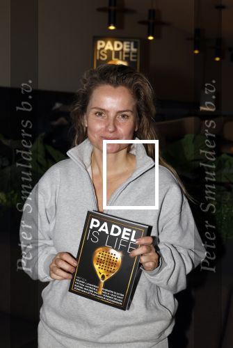 Laren 13 november 2024
Boekpresentatie over Padel met oa Matthias Scholten Johnny de Mol Fatima Moreiro de Melo en Martijn Lusink /
