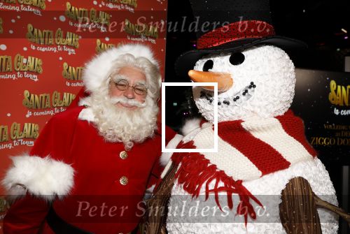 Amsterdam 5 november 2024
Presentatie cast Santa Claus is comeing to town in het ziggo dome . Aanwezige cast Willemijn Verkaik Dominique v Hulst (Zangeres Do) Noortje Herlaar Buddy Vedder en Frank Lammers als kerstman .