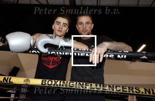 Hoofddorp 25 november 2024
Training Boxing influencers met oa Dave Roelvink Bravo Mark Schaaf  Geraldo Holzken Niek Holzken Roy  Meyer Goudtje Oussama Ahammoud Boer Ayoub en Sem v Dijk . Monica Geuze en Kaj Gorgels presenteren het .