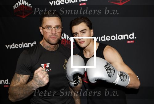 Hoofddorp 25 november 2024
Training Boxing influencers met oa Dave Roelvink Bravo Mark Schaaf  Geraldo Holzken Niek Holzken Roy  Meyer Goudtje Oussama Ahammoud Boer Ayoub en Sem v Dijk . Monica Geuze en Kaj Gorgels presenteren het .