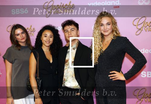 Amsterdam 22 oktober 2024
Premiere Gooische vrouwen in het DeLaMar theater.