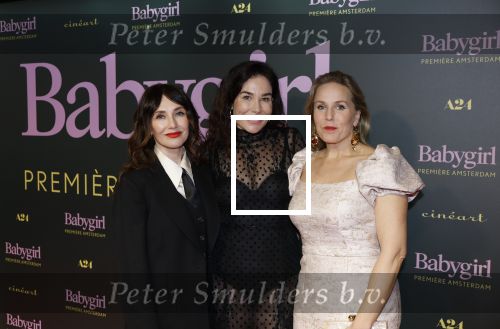 Amsterdam 25 november 2024
Premiere Babygirl in Tuschinski . Halina Reijn is de producente. Carice van Houten Halina Reijn en Hadewych Minis