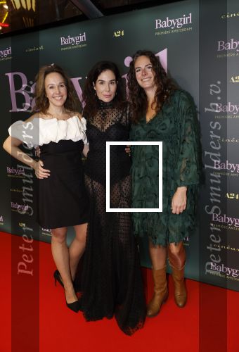 Amsterdam 25 november 2024
Premiere Babygirl in Tuschinski . Halina Reijn is de producente. halina Reijn met haar zussen