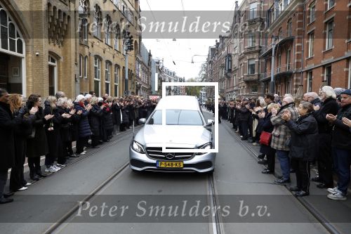 Amsterdam 8 november 2024
Herdenkingsdienst en begrafenis van Hans Kemna in stadsschouwburg en op Zorgvlied.
