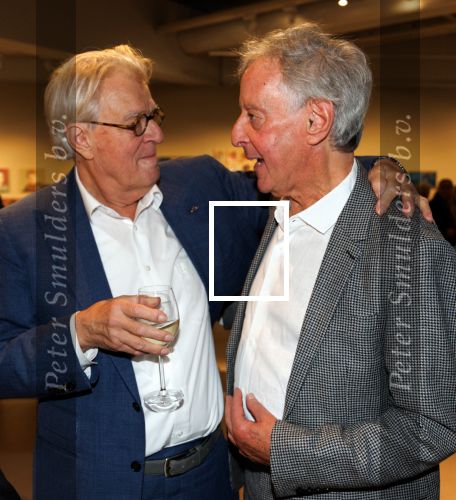 Amstelveen 14 november 2024
Opening expositie en boekpresentatie van 80 jaar Jeroen Krabbe in het Cobra Museum . Joop v d Ende overhandit het eerste boek . Vrouw Herma Krabbe zit op de eerste rij samen met zoon Jasper en Jacob Krabbe . hans v Willigenburg
