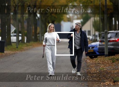Oss 14 november 2024
Helene Hendriks en partner Frans Vinju op straat in Oss .