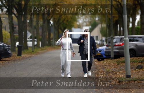 Oss 14 november 2024
Helene Hendriks en partner Frans Vinju op straat in Oss .